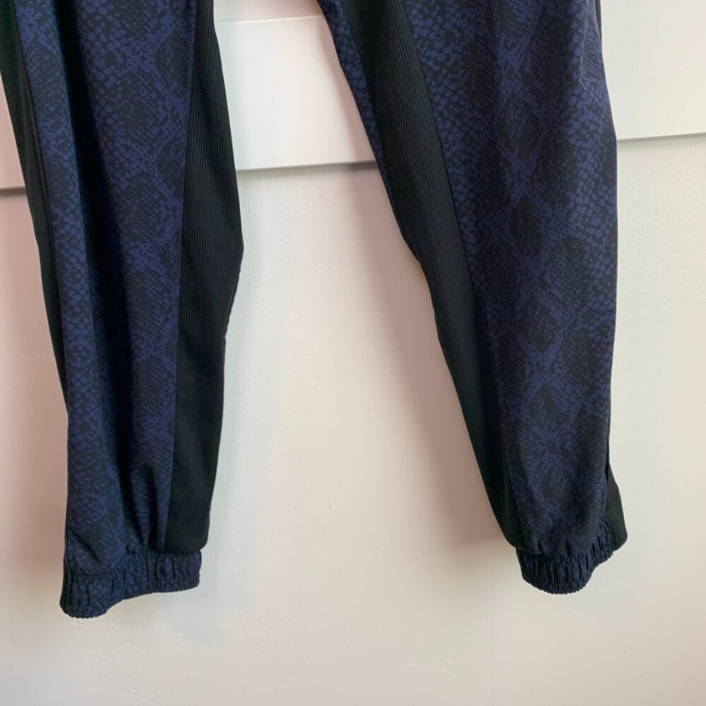 Athleta Dress Blue Python Printed Brooklyn Jogger - image 8